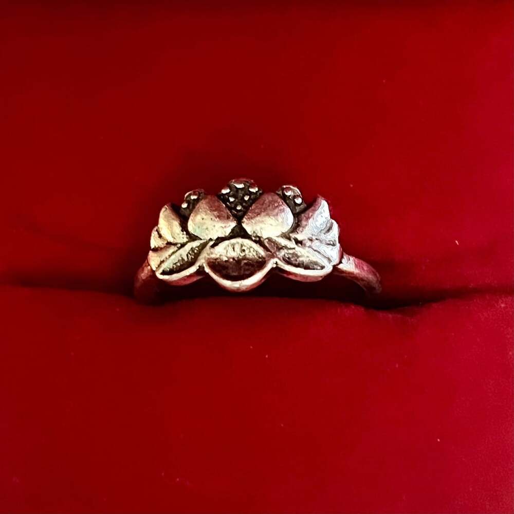 Silver Lotus Flower Titanium Steel Ring Size 5
